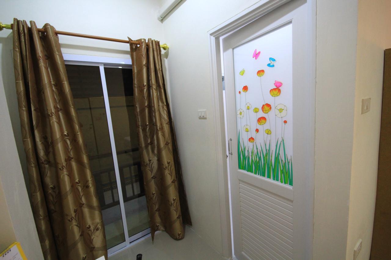 Orapan Place Lampang Exterior photo