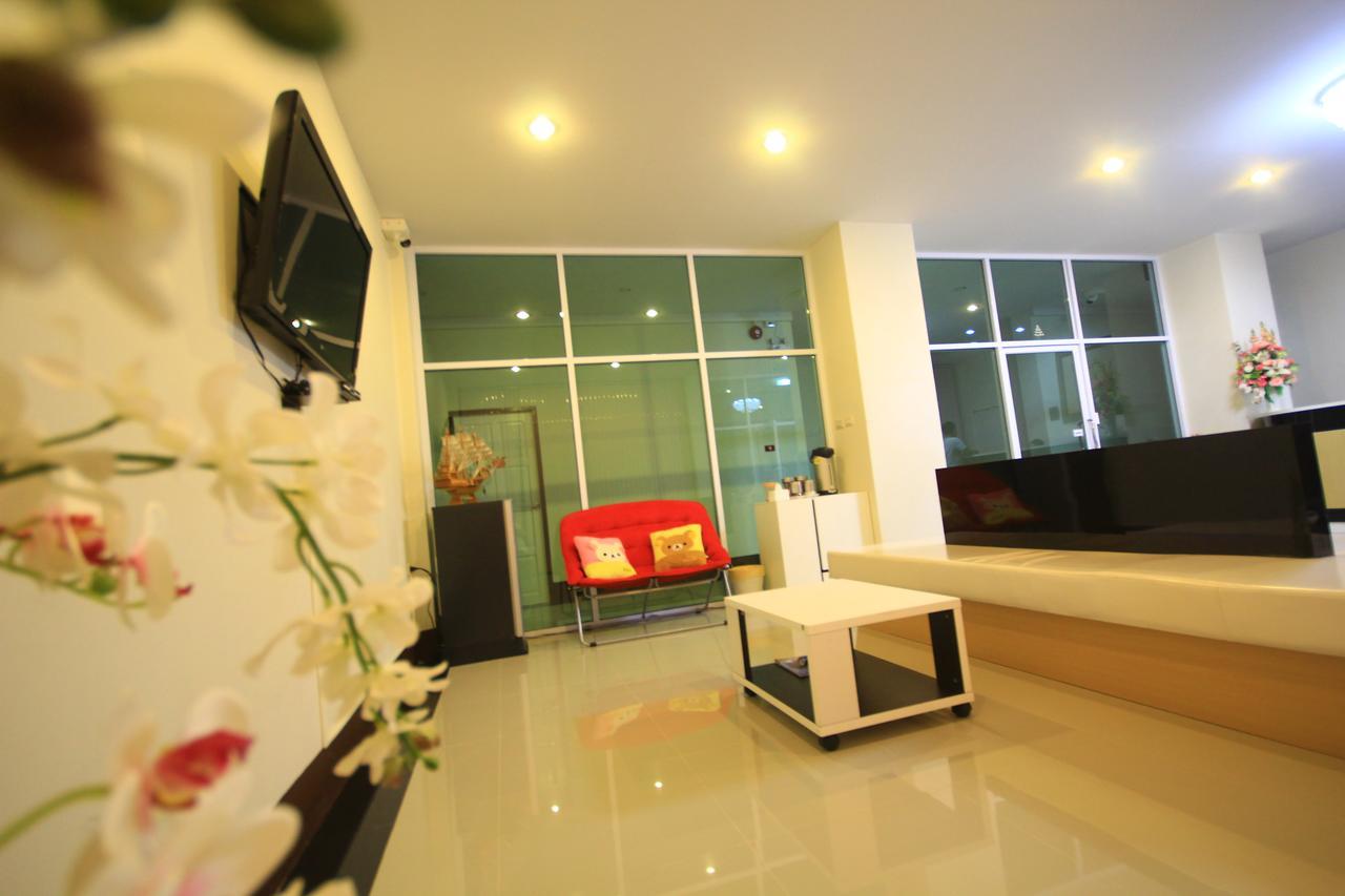 Orapan Place Lampang Exterior photo