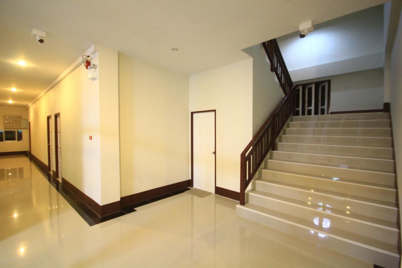Orapan Place Lampang Exterior photo